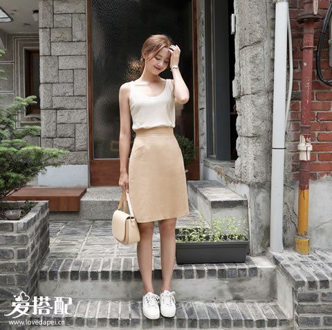 氣質(zhì)優(yōu)雅風(fēng)   搭配：米色+杏色